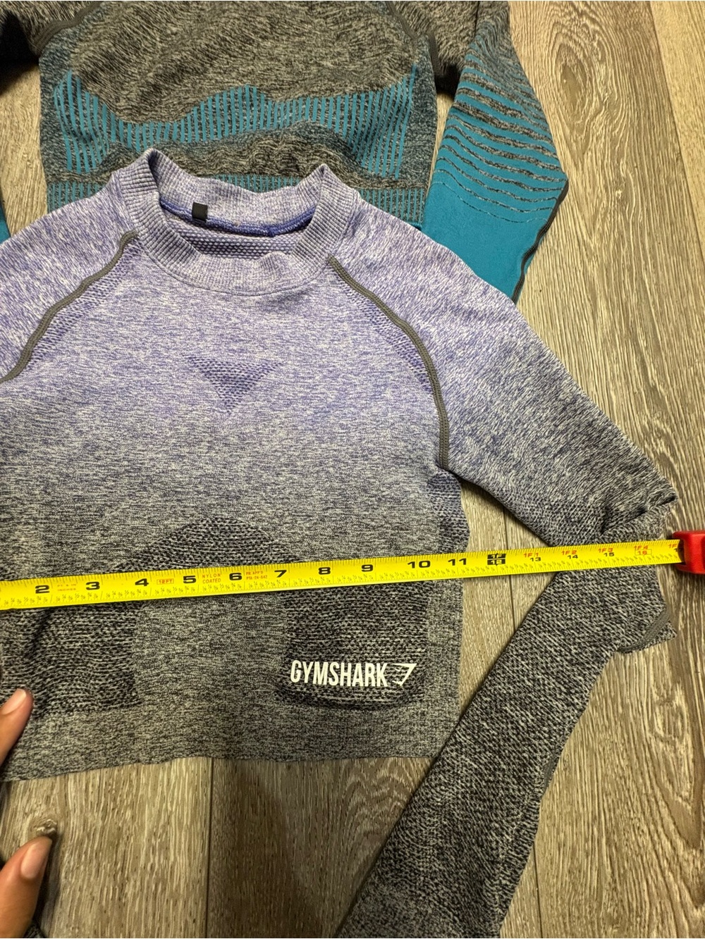 Bundle of 2 Gymshark Seamless Ombre Crop Long Sleeve - Gray & Teal Accents - Picture 3 of 8